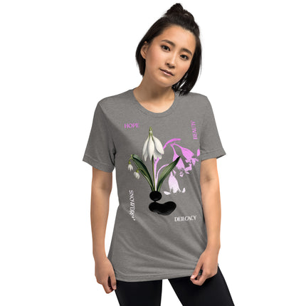 SNOWDROP DELICACY II T-Shirt