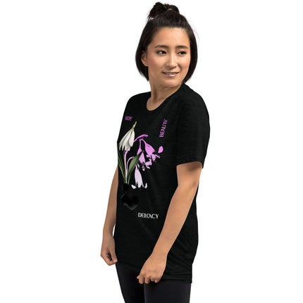 SNOWDROP DELICACY II T-Shirt